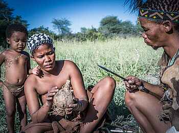 Meno a Kwena: Bushmen Experience Meno a Kwena: Bushmen Experience