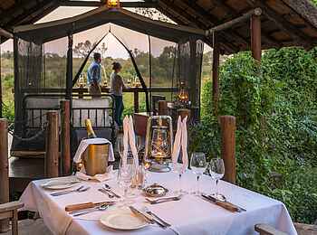 Jock Safari Lodge – Main Lodge: Romantisches Dinner auf privater Terrasse