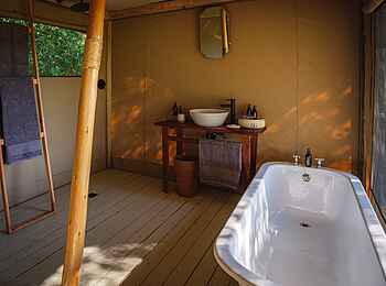 Cha Cha Metsi: Badezimmer des Familienzelts Cha Cha Metsi: Badezimmer des Familienzelts