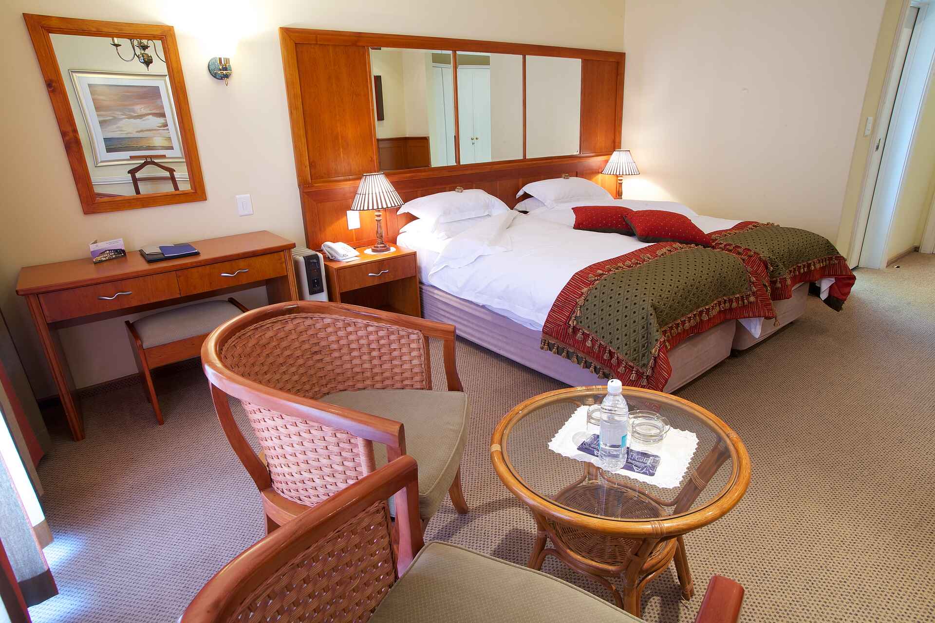 Hansa Hotel: Doppelbett Hansa Hotel, Swakopmund, Doppelbett, Doppelzimmer, Swakopmund Hotel