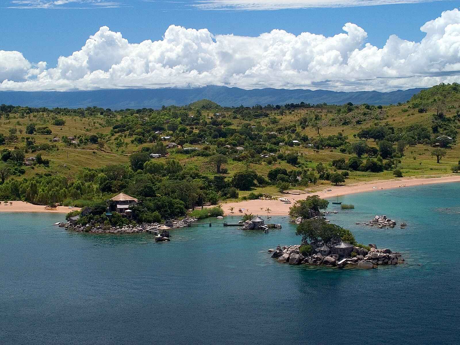 Kaya Mawa: Luftbild von Süden Kaya Mawa: Luftbild von Süden