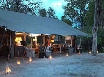 Machaba Camp: Hauptzelt Machaba Camp: Hauptzelt