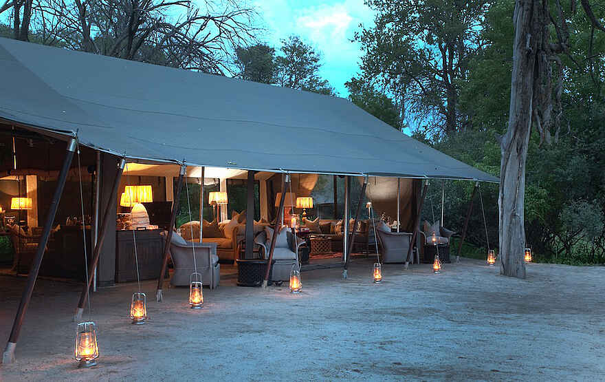 Machaba Camp: Hauptzelt Machaba Camp: Hauptzelt