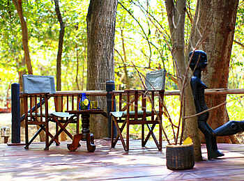 Mbali Mbali Gombe Lodge: Auf der Terrasse