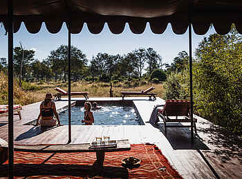 Mbamba: Ein Pool mit Aussicht Mbamba: Ein Pool mit Aussicht