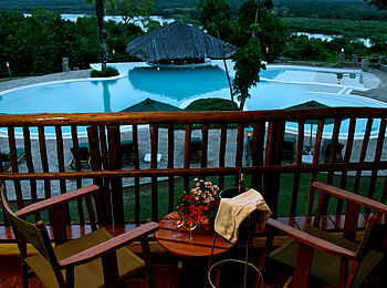 Paraa Safari Lodge: Poolblick Paraa Safari Lodge: Poolblick