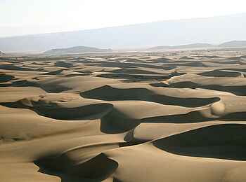 Sirikoi: Sanddünen vom Suguta Gebirge