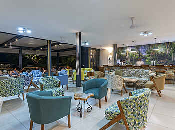 Waterfalls Lodge: Die Bar