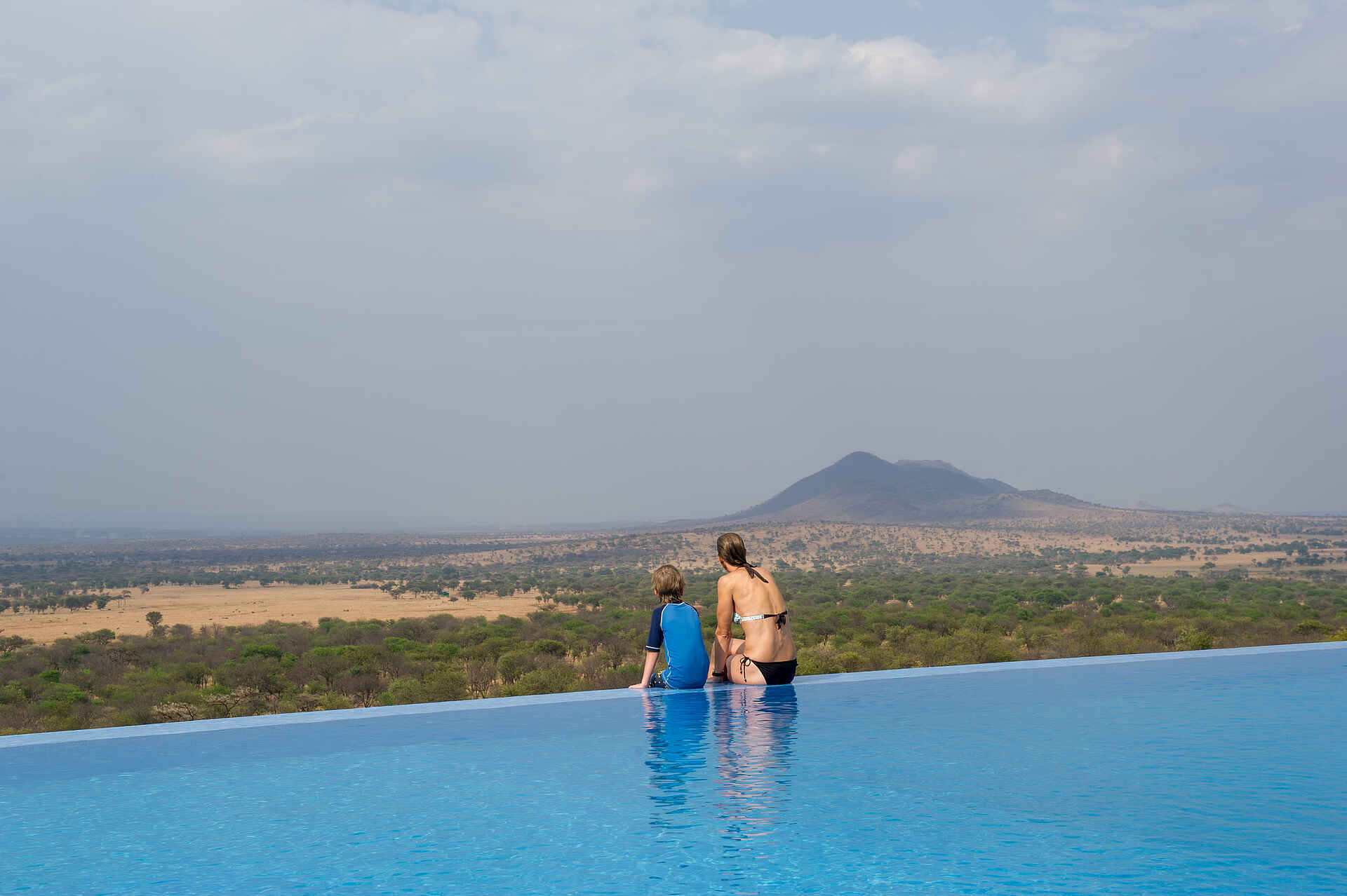 Kubu Kubu, Kubu Kubu Tented Camp, Serengeti, Tanganyika Wilderness Camps, Tansania, Ausblick, Berge, Ebene, Pool, Afrikarma, Afrikarma Safaris, Afrikarma Safaris - Wildnis. Hautnah., Afrikarma.de