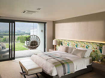 Mont Rochelle Hotel & Vineyard: Cap Classique Suite Bett Mont Rochelle Hotel & Vineyard: Cap Classique Suite Bett