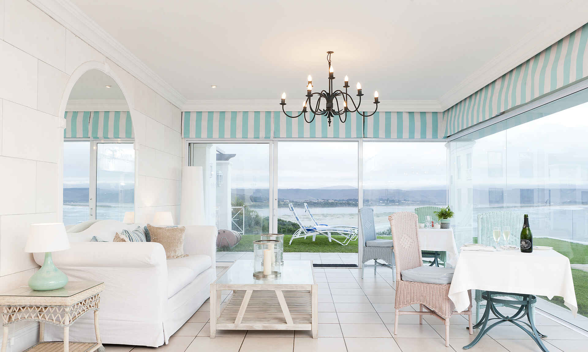 garden route, gardenroute, plettenberg bay, relais & chateaux, südafrika, the plettenberg, westkap, lounge, maritimer einrichtungsstil, afrikarma, afrikarma safaris, afrikarma safaris - wildnis. hautnah., afrikarma.de