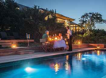 Kariega Settlers Drift Lodge: Dinner am Pool