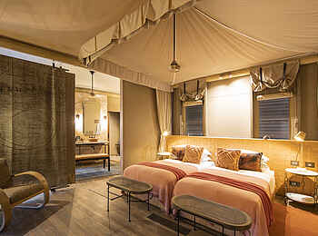 Duma Tau Camp: Im Familienzelt Duma Tau Camp: Im Familienzelt