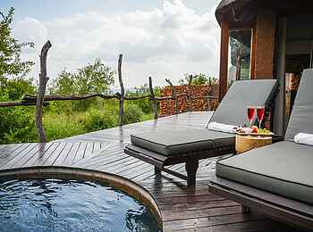 Madikwe Safari Lodge Kopano: Dithaba Suite Terrasse