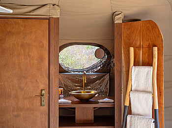 Chisa Busanga Camp: Nestl Bad