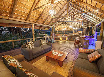 Rra Dinare Camp: Hauptlounge und Bar