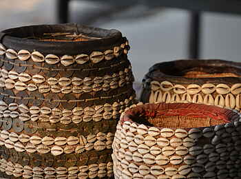 Sango Safari Camp: Muschelkörbe