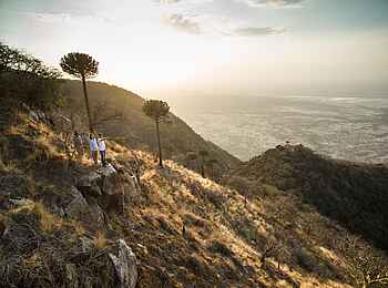 Legendary Mwiba Lodge: Ausblick am Escarpment Legendary Mwiba Lodge: Ausblick am Escarpment