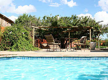Teufelskrallen Tented Lodge: Der Swimmingpool Teufelskrallen Tented Lodge: Der Swimmingpool