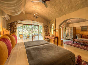 Chobe Game Lodge: Triple Room 