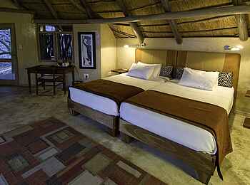 Ongava Lodge: Doppelbett Ongava Lodge: Doppelbett