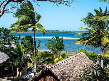 Pole Pole Bungalows: Direkte Strandlage