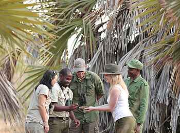 Roho ya Selous Camp: Lehrstunde Roho ya Selous Camp: Lehrstunde