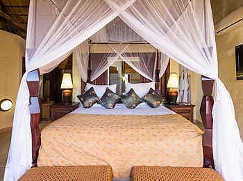 David Livingstone Safari Lodge: Ein Doppelbett David Livingstone Safari Lodge: Ein Doppelbett