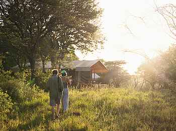 Kusini Serengeti Camp: Umgebung Gästezelt
