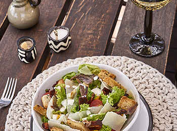 Legendary Mwiba Lodge: Salatschüssel Legendary Mwiba Lodge: Salatschüssel