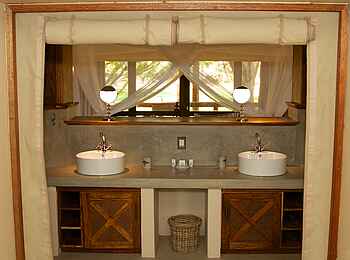 Tuli Safari Lodge Mashatu: Doppelwaschbecken