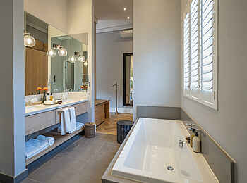 AtholPlace Hotel & Villa: Das Bad eines King Zimmers AtholPlace Hotel & Villa: Das Bad eines King Zimmers