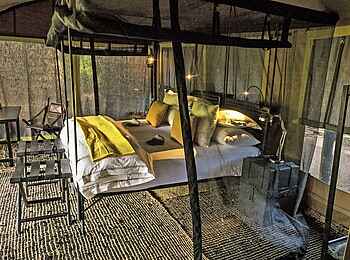 Forest Chem Chem: Doppelbett Forest Chem Chem: Doppelbett