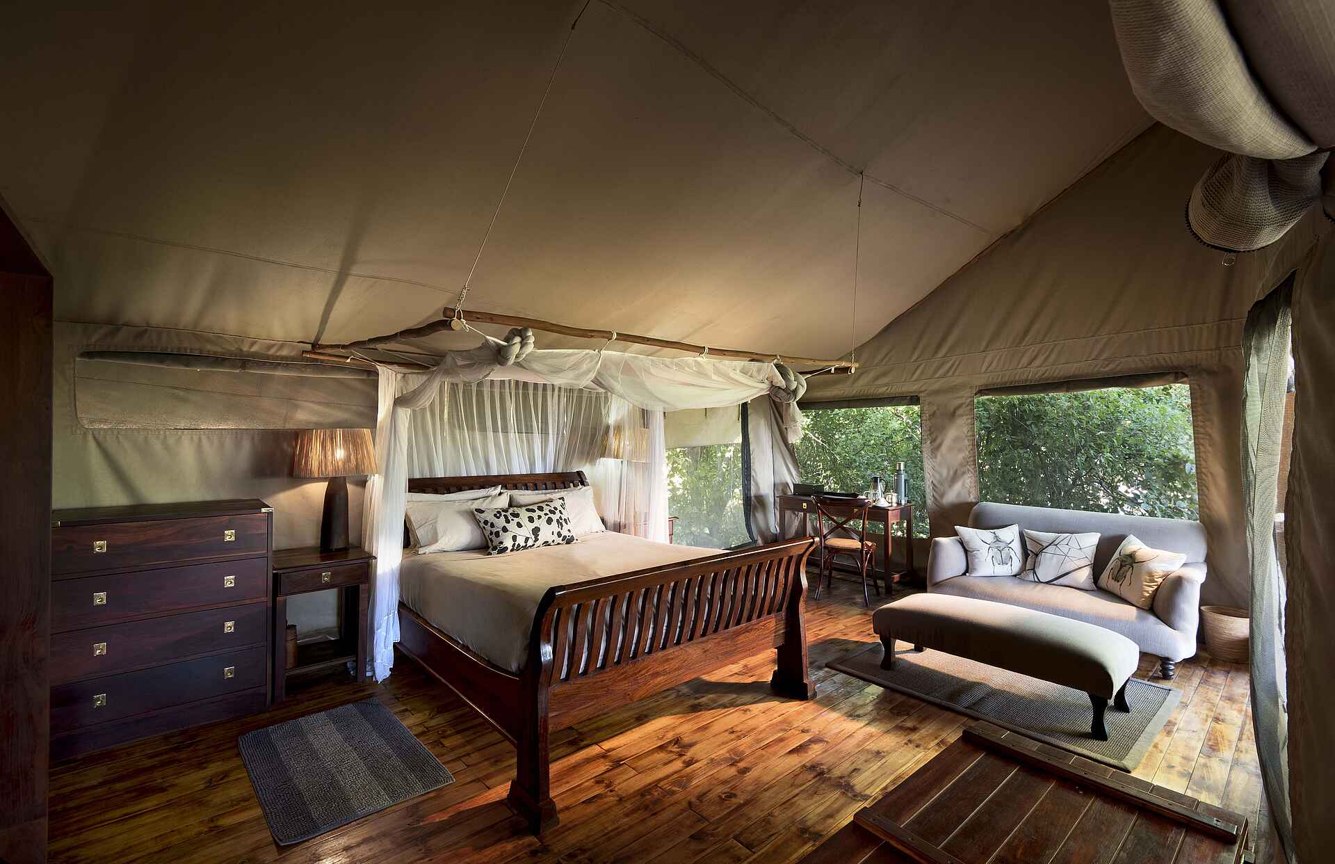 Afrikarma, Afrikarma Safaris, Afrikarma.de, Beks Ndlovu, Caprivi Streifen, Chobe Enclave, Linyanti Ebony, Linyanti Ebony Camp, Linyanti Sümpfe, Afrikarma Safaris. Wildnis. Hautnah.