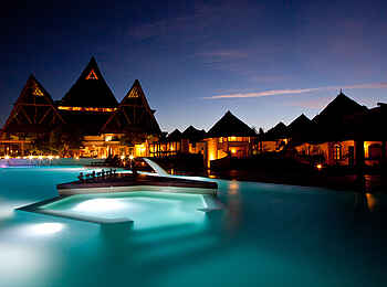 Essque Zalu: Abendliche Dämmerung