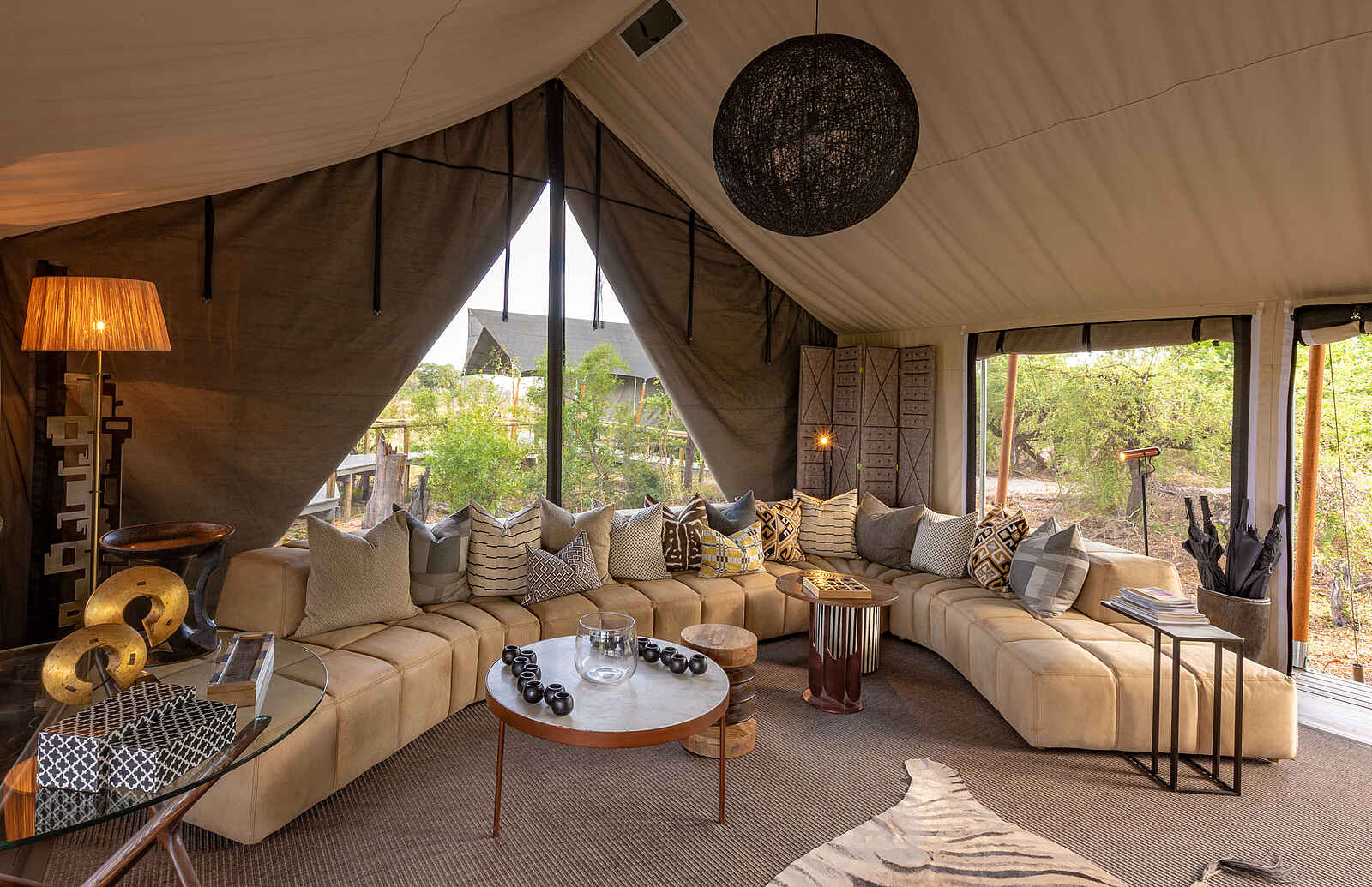 Gomoti Plains Camp: Lounge Gomoti Plains Camp: Lounge