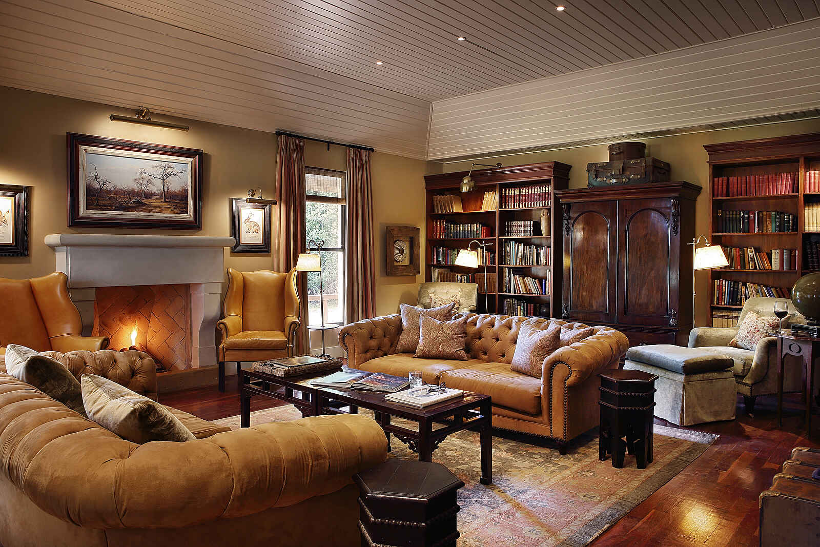 MalaMala Rattrays Camp: Bibliothek im Kolonialstil MalaMala Rattrays Camp: Bibliothek im Kolonialstil