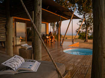 Fothergill Island Luxury Camp: Lake Suite Terrasse