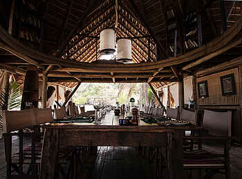 Greystoke Mahale Lodge: Der Speisesaal Greystoke Mahale Lodge: Der Speisesaal