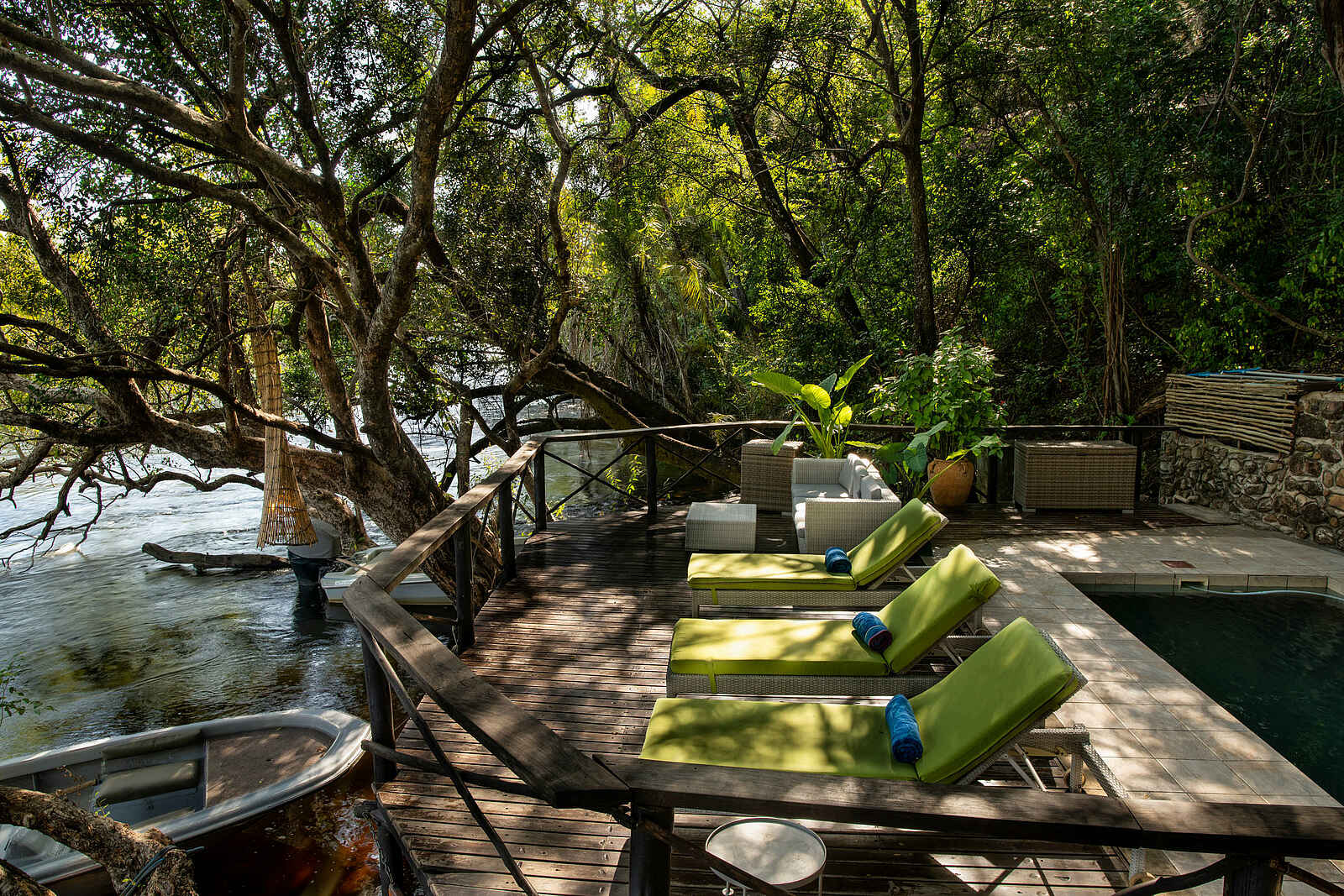 Ichingo Chobe River Lodge: Der Pool Ichingo Chobe River Lodge: Der Pool