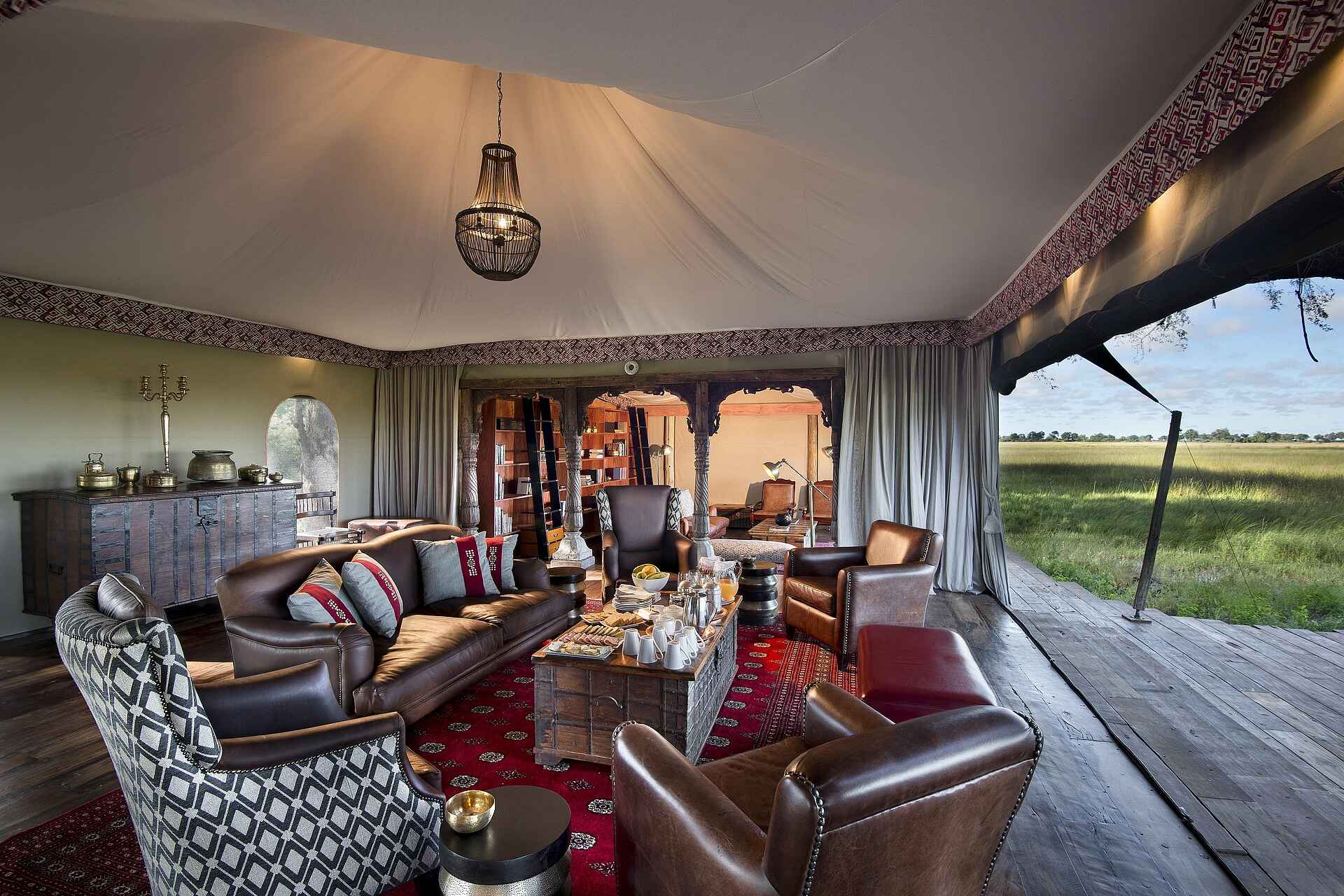 Duba Plains Camp: Blick aus der Lounge