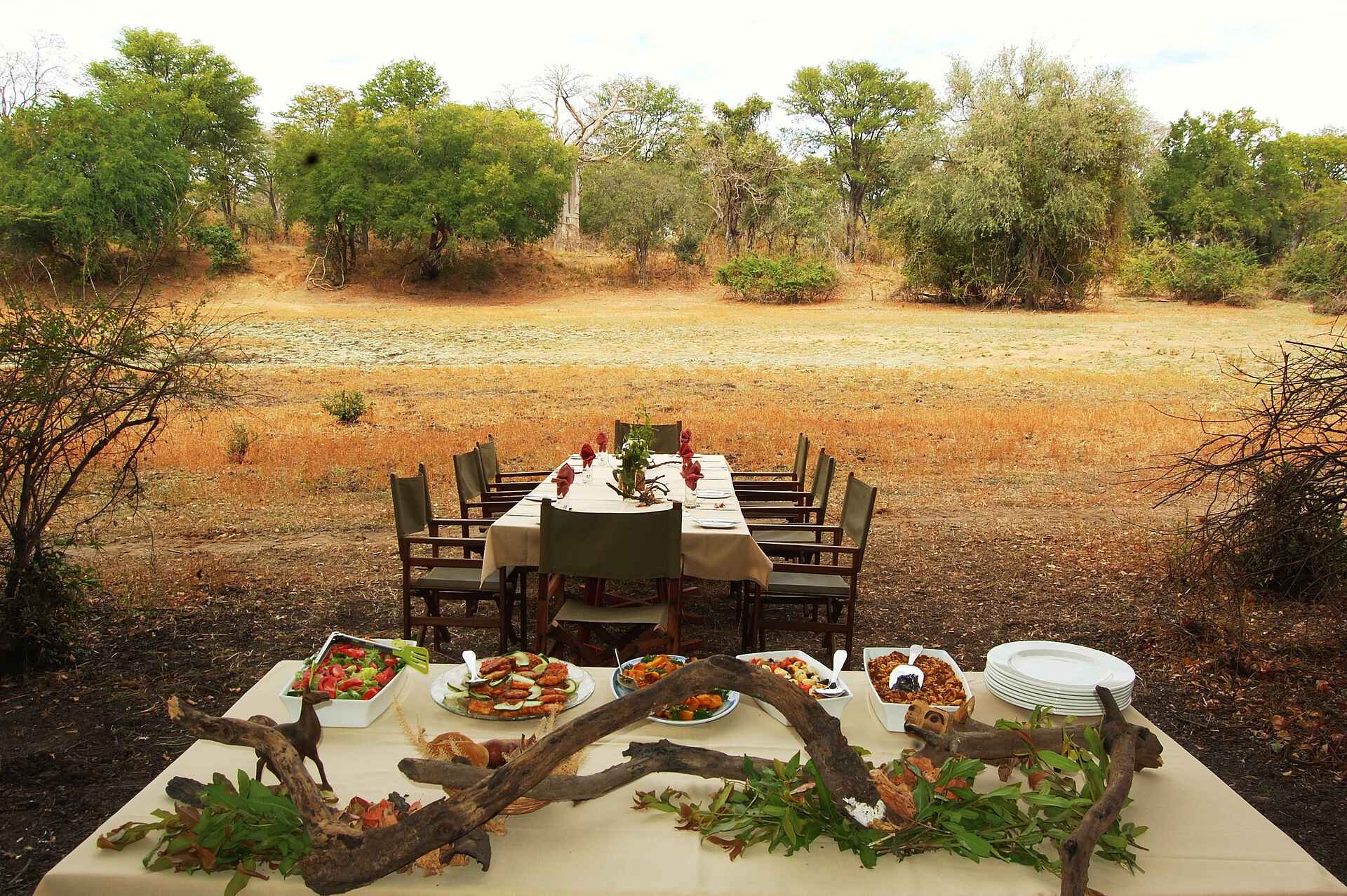 Kafunta, Kafunta River Lodge, Flussufer, Lunch, Outdoorlunch, Anke Cowan, Luangwa, South Luangwa National Park, Ron und Anke Cowan