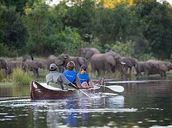 Kasaka River Lodge: Kanusafari Kasaka River Lodge: Kanusafari