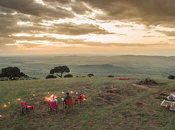 Klein's Camp: Sundowner in der Serengeti