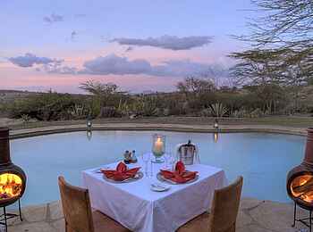 Lewa Safari Camp: Dinner am Pool