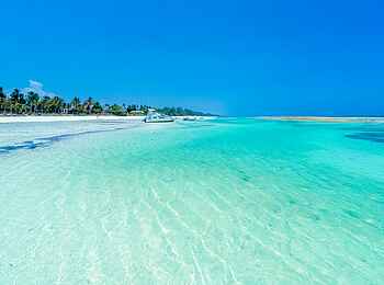 Nomad Beach Resort: Kristallklares Wassser Nomad Beach Resort: Kristallklares Wassser