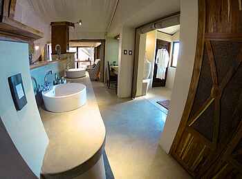 Tuli Safari Lodge Mashatu: Bad einer Suite