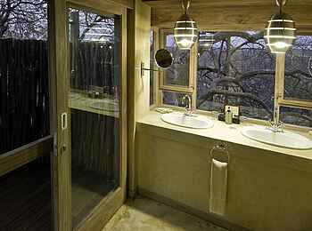 Ongava Lodge: Bad Ongava Lodge: Bad