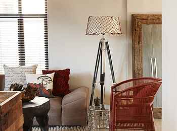 The Olive Exclusive: Namib - Ausschnitt aus der Lounge