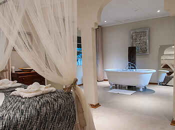 Bayete Guest Lodge: Honeymoon-Suite